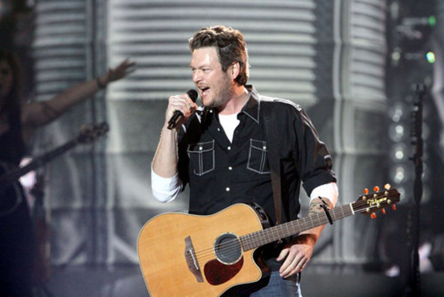 Blake Shelton rocks Gwinnett