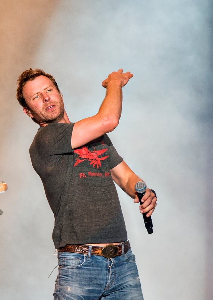 Dierks Bentley at Country Jam 2015