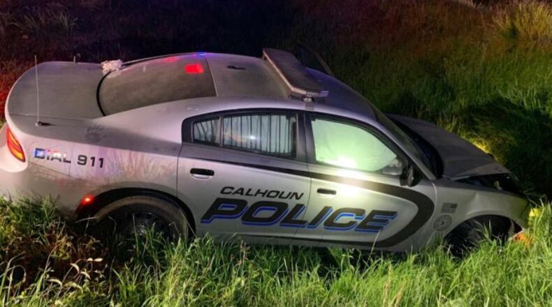 A Calhoun police officer was injured after a weekend crash.