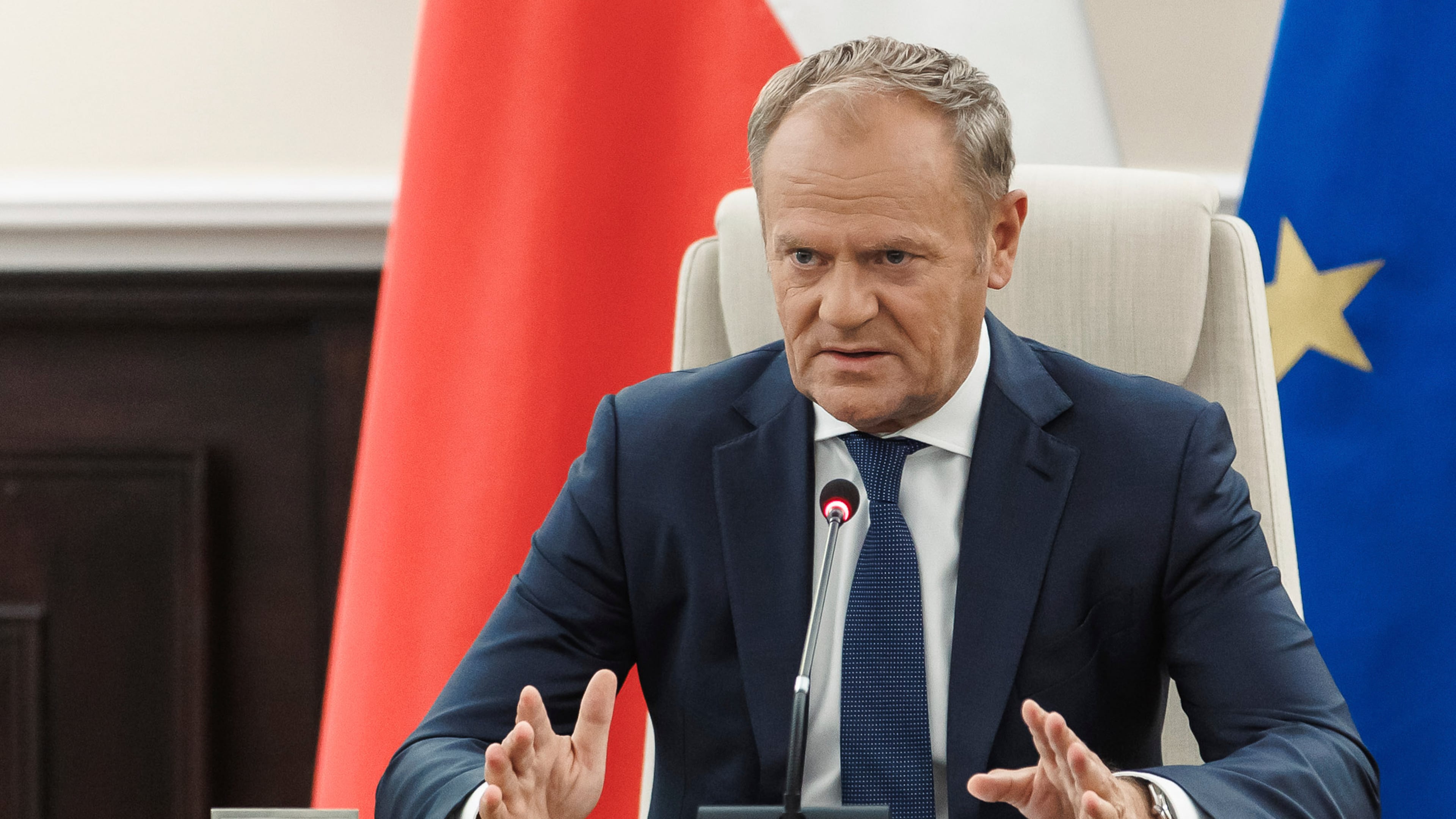 Polish Prime Minister Donald Tusk holds an extraordinary government meeting at the chancellery, with military and emergency services officials, following violations of Polish airspace during a Russian attack in Warsaw, Poland, Wednesday, Sept. 10, 2025. (Chancellery of the Prime Minister of Poland via AP)