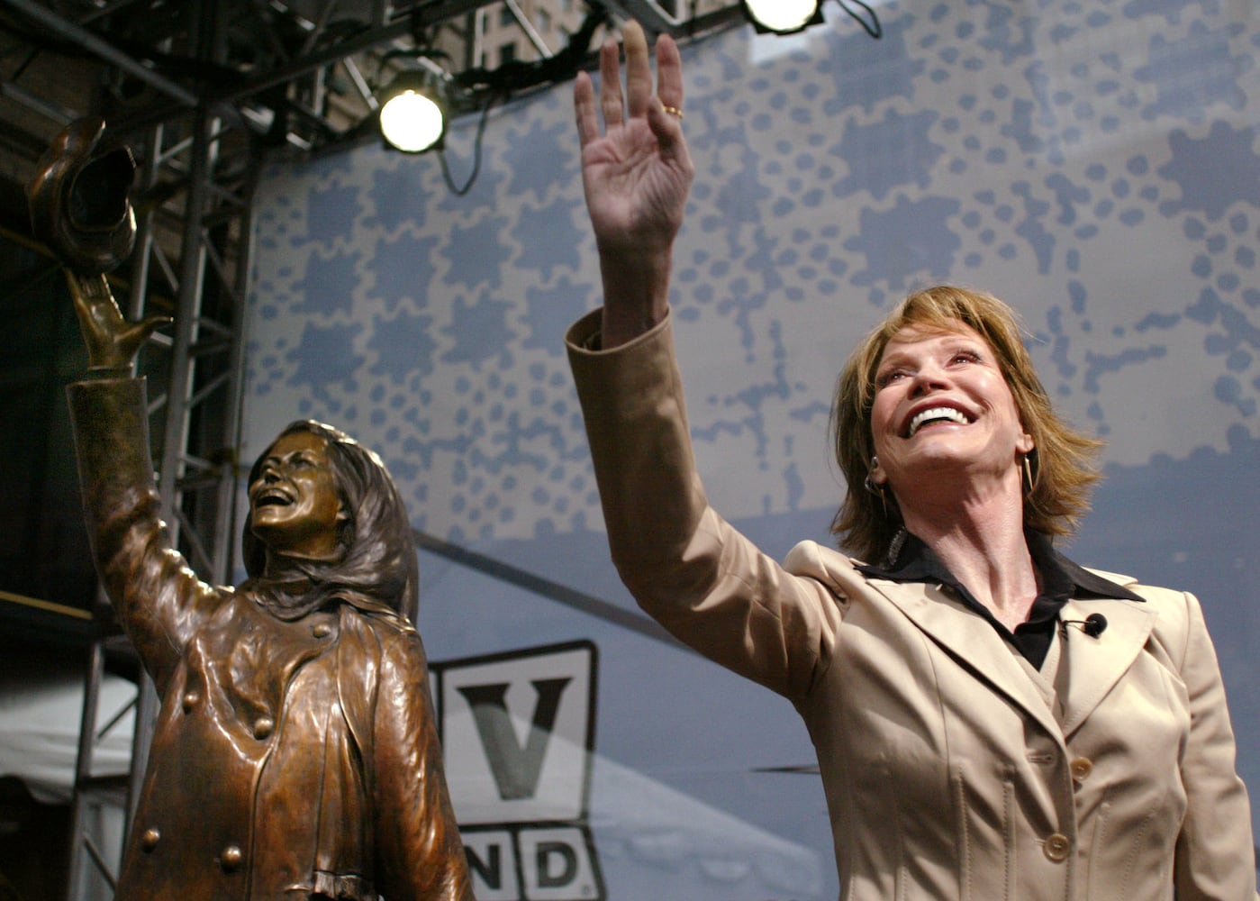 2002