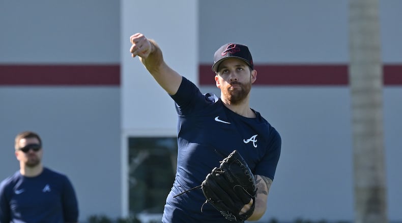 Atlanta Braves relief pitcher Collin McHugh throws a ball during the third of the Braves spring training at CoolToday Park, Wednesday, Feb. 15, 2023, in North Port, Fla.. Pitchers and catchers for the Atlanta Braves are due to report on Wednesday, although a number are already there. (Hyosub Shin / Hyosub.Shin@ajc.com)