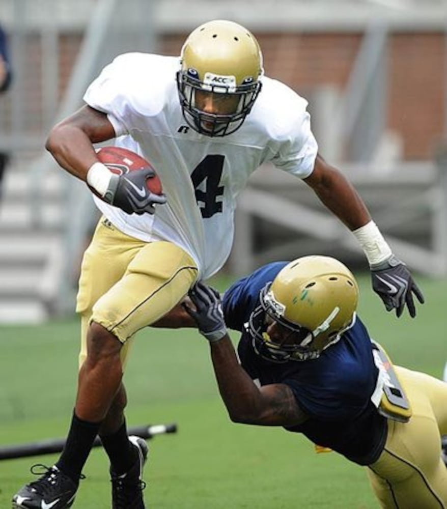Georgia Tech holds football scrimmage