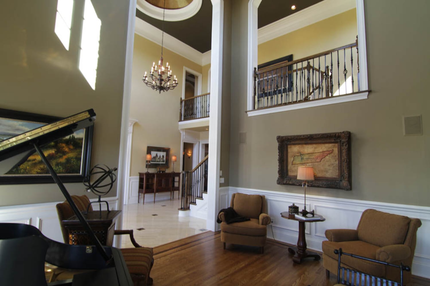 Franklin, Tenn., estate has billiards/media room, 3 wet bars