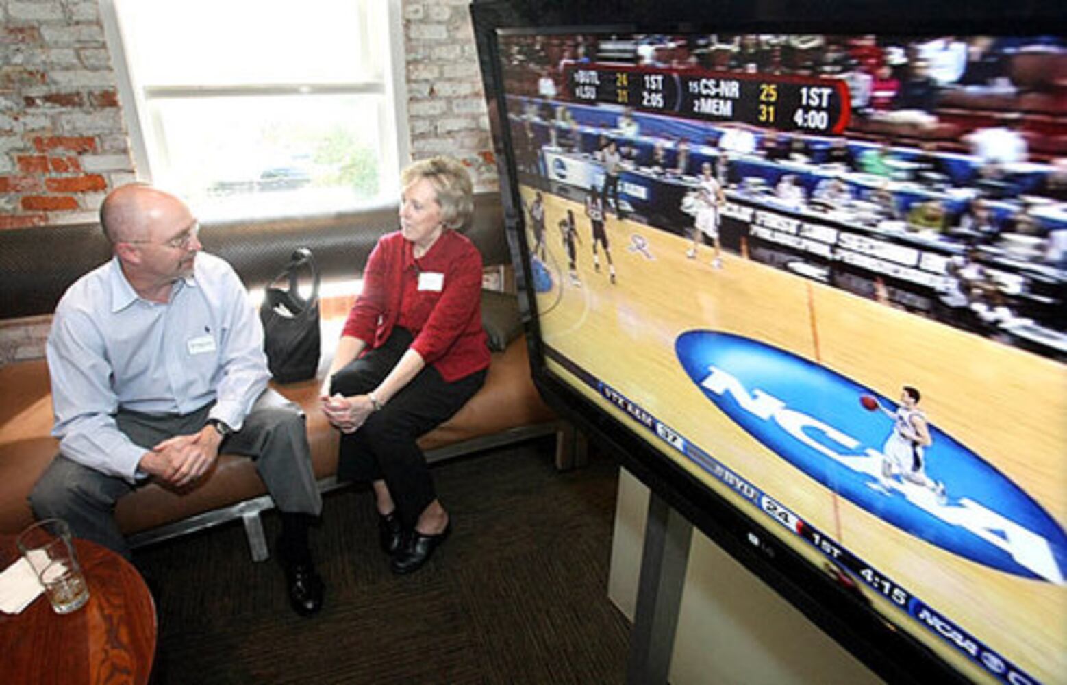 Atlanta sports bars busy with NCAA fans