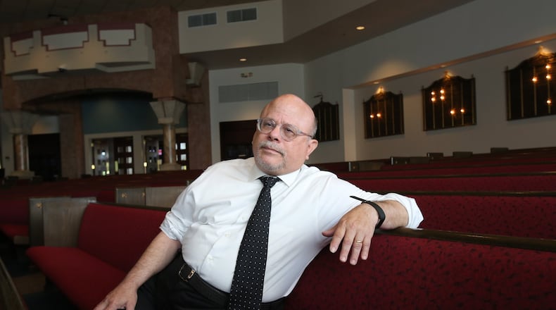 Rabbi Steven Lebow at Temple Kol Emeth.TYSON HORNE /TYSON.HORNE@AJC.COM