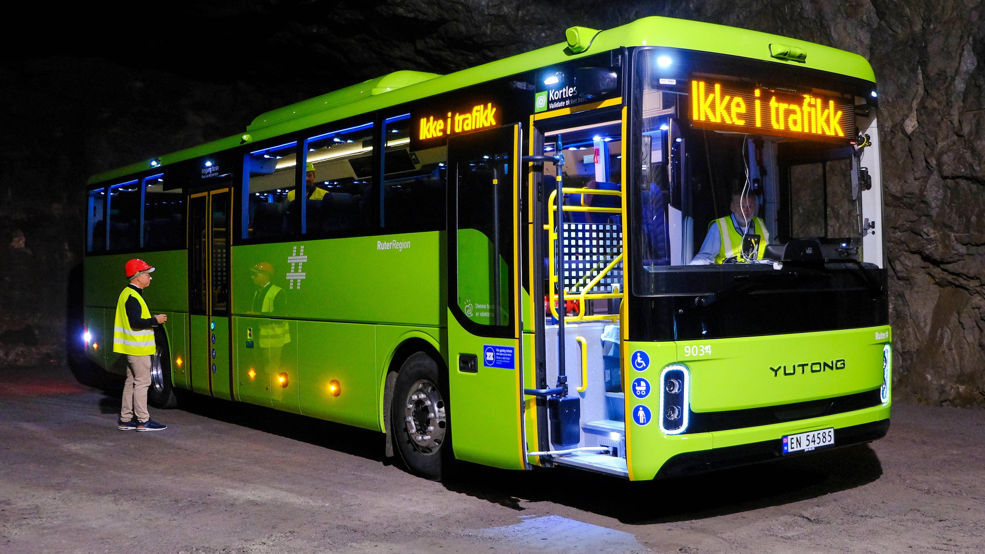This photo provided by Ruter AS show a Yutong bus, owned by Norwegian public transport operator, Ruter, during a test of the vehicle's communication system on Aug. 14, 2025, in Sandvika, Norway. (Eilif Swensen/Ruter AS via AP)