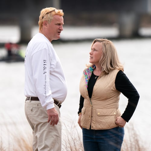Jason Clarke and Patricia Arquette as Alex and Maggie Murdaugh in the Hulu limited series "Murdaugh: Death in the Family." (Hulu)