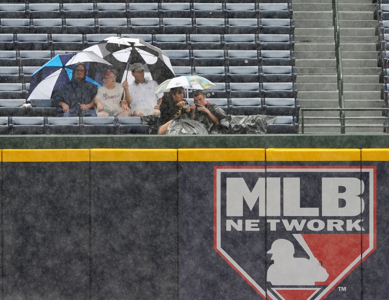 Braves game delayed