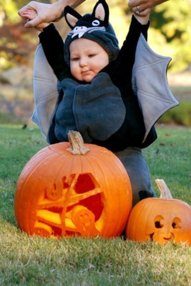 Readers' Halloween Costumes: Part 5