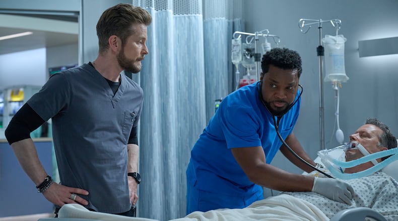 THE RESIDENT: L-R: Matt Czuchry, Malcolm-Jamal Warner and guest star Steven Culp in the "All Hands on Deck" season finale episode of THE RESIDENT airing Tuesday, Jan. 17 (8:00-9:00 PM ET/PT) on FOX. ©2022 Fox Media LLC. CR: Tom Griscom/FOX