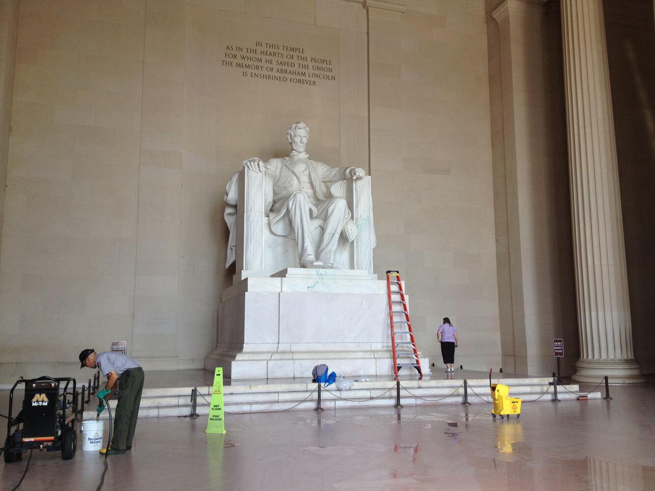 Lincoln Memorial vandalized