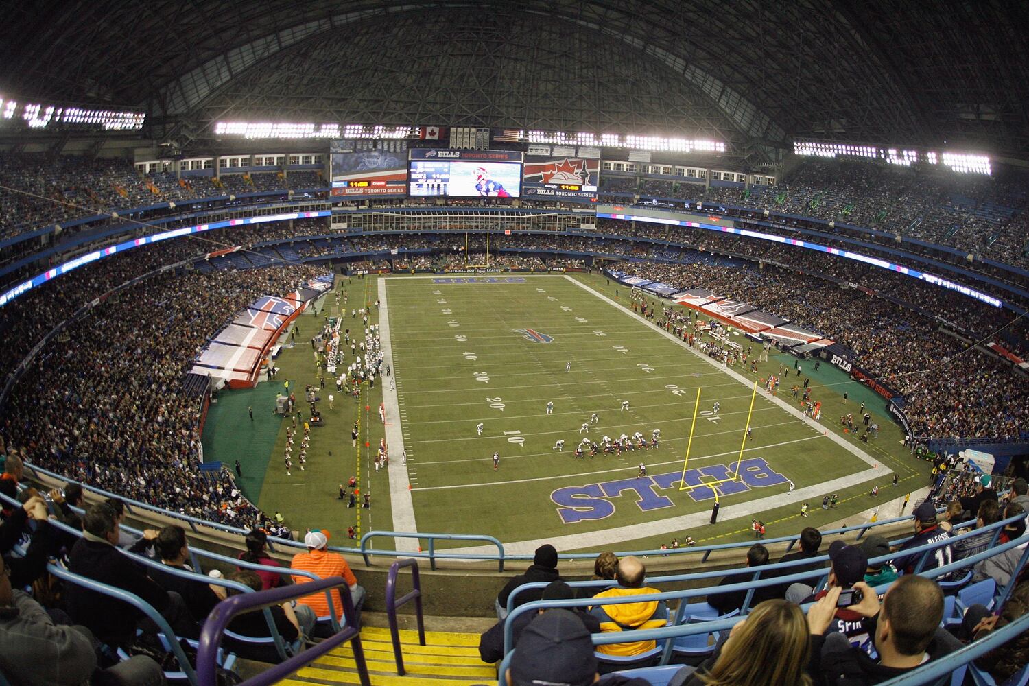 Sights, sounds of Toronto