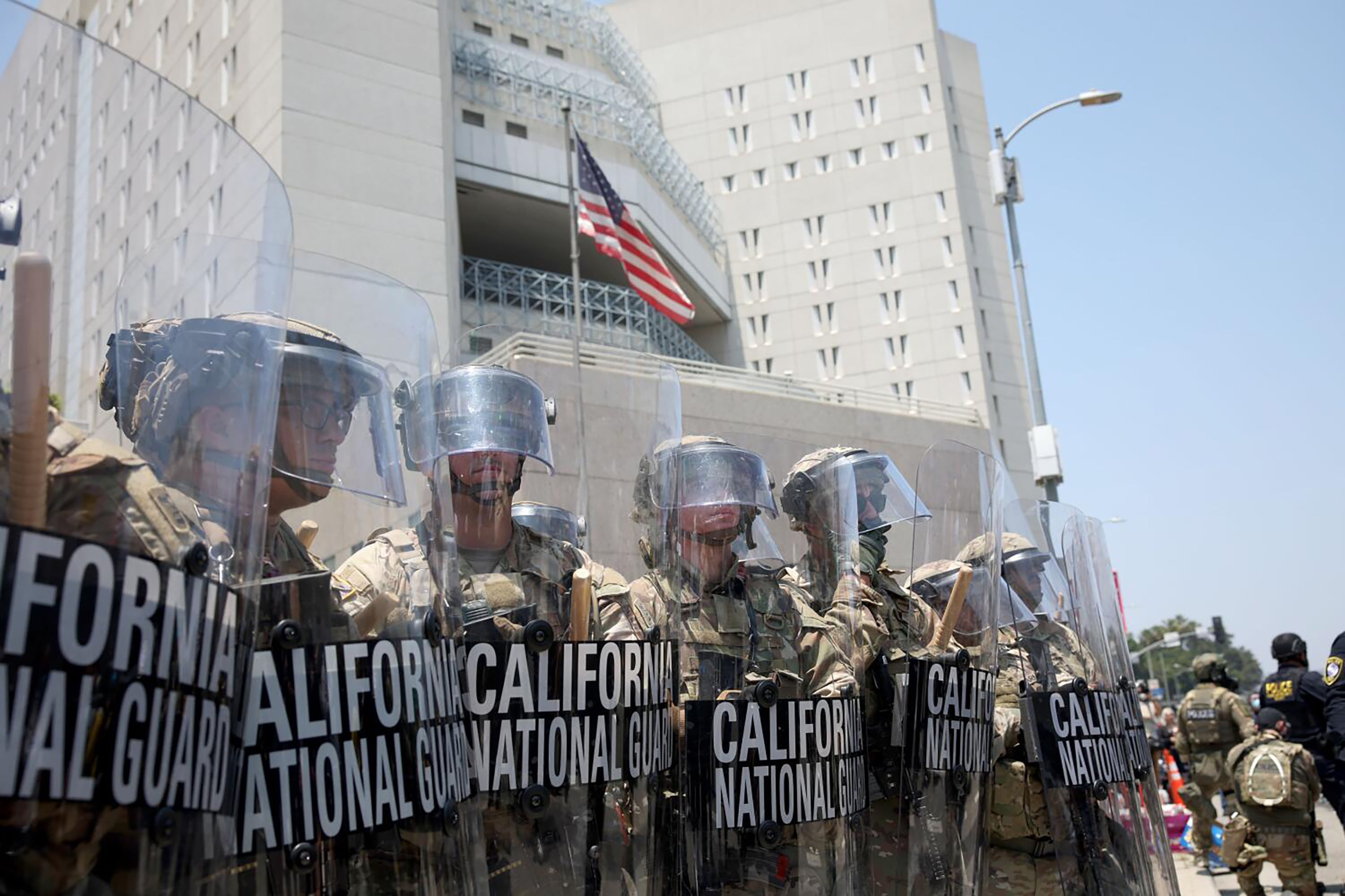 The National Guard is stationed at the Metropolitan Detention Center in Los Angeles on Sunday. (Jason Armond/Los Angeles Times/TNS)