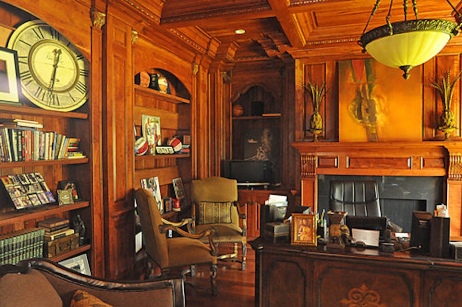 Former NBA star reveals elegant estate