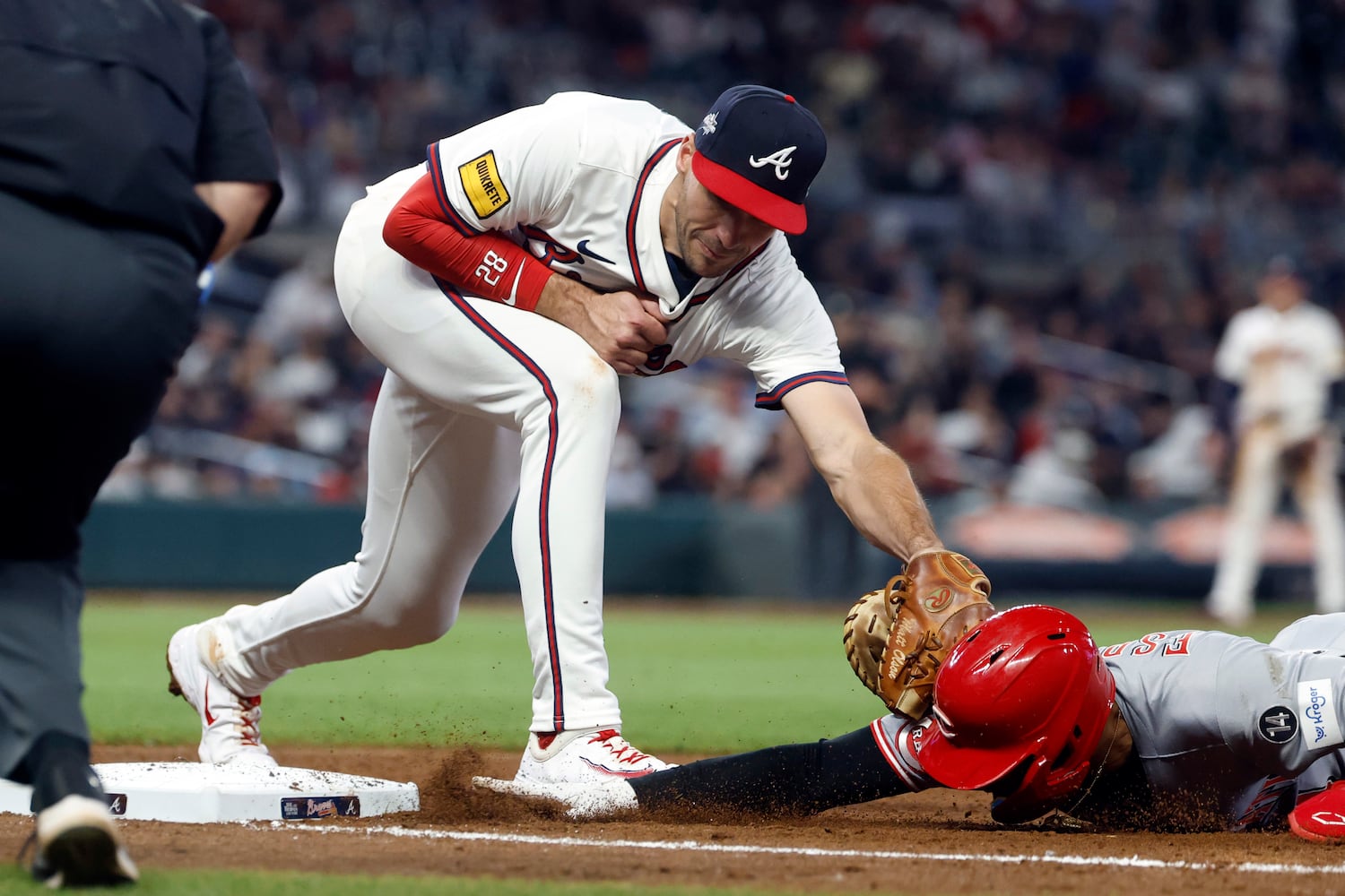 Reds Braves Baseball