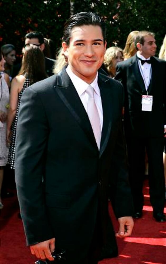 The red carpet sizzles at the 59th Primetime Emmy Awards