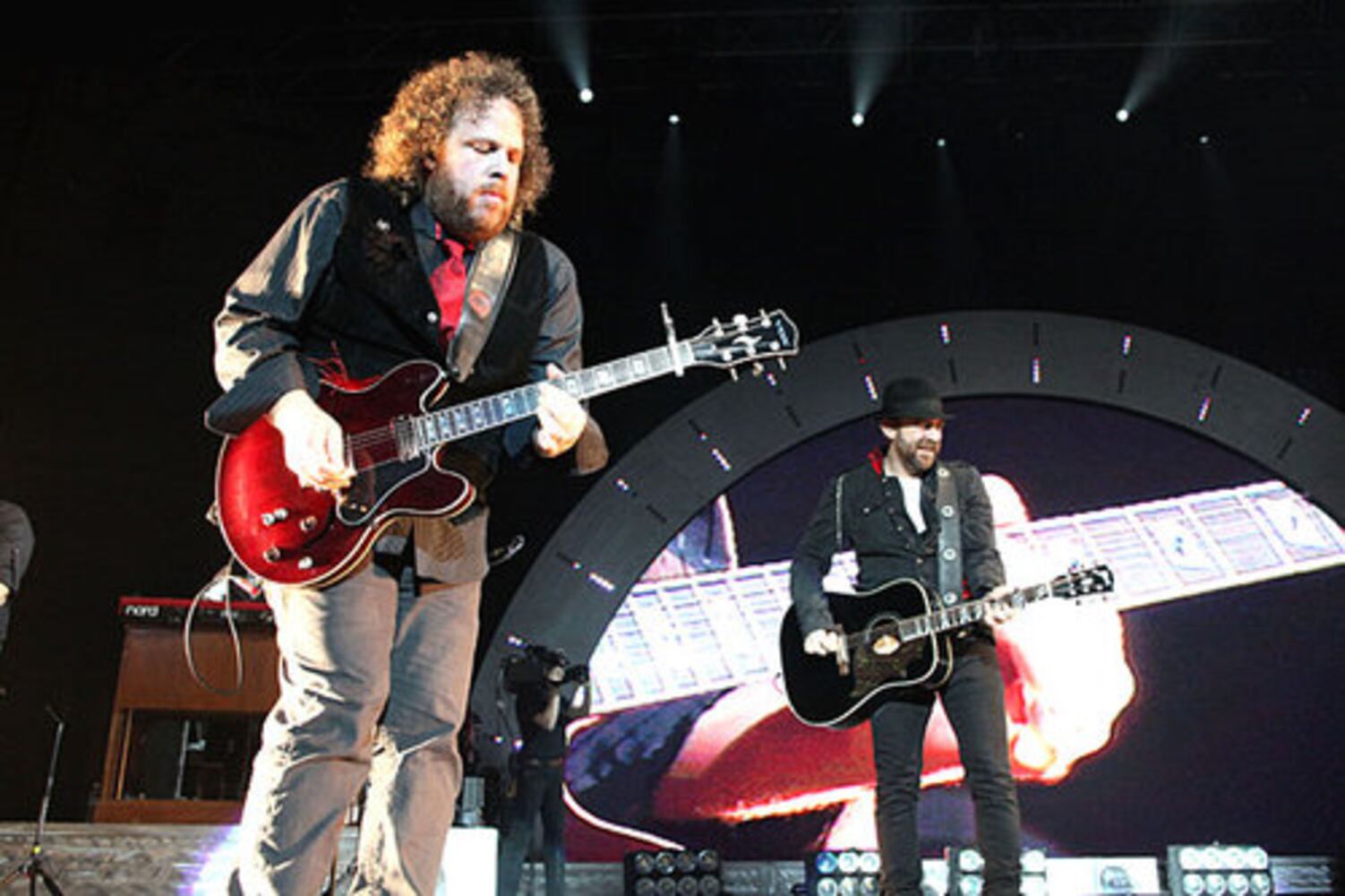 Sugarland kicks off tour at Gwinnett Arena