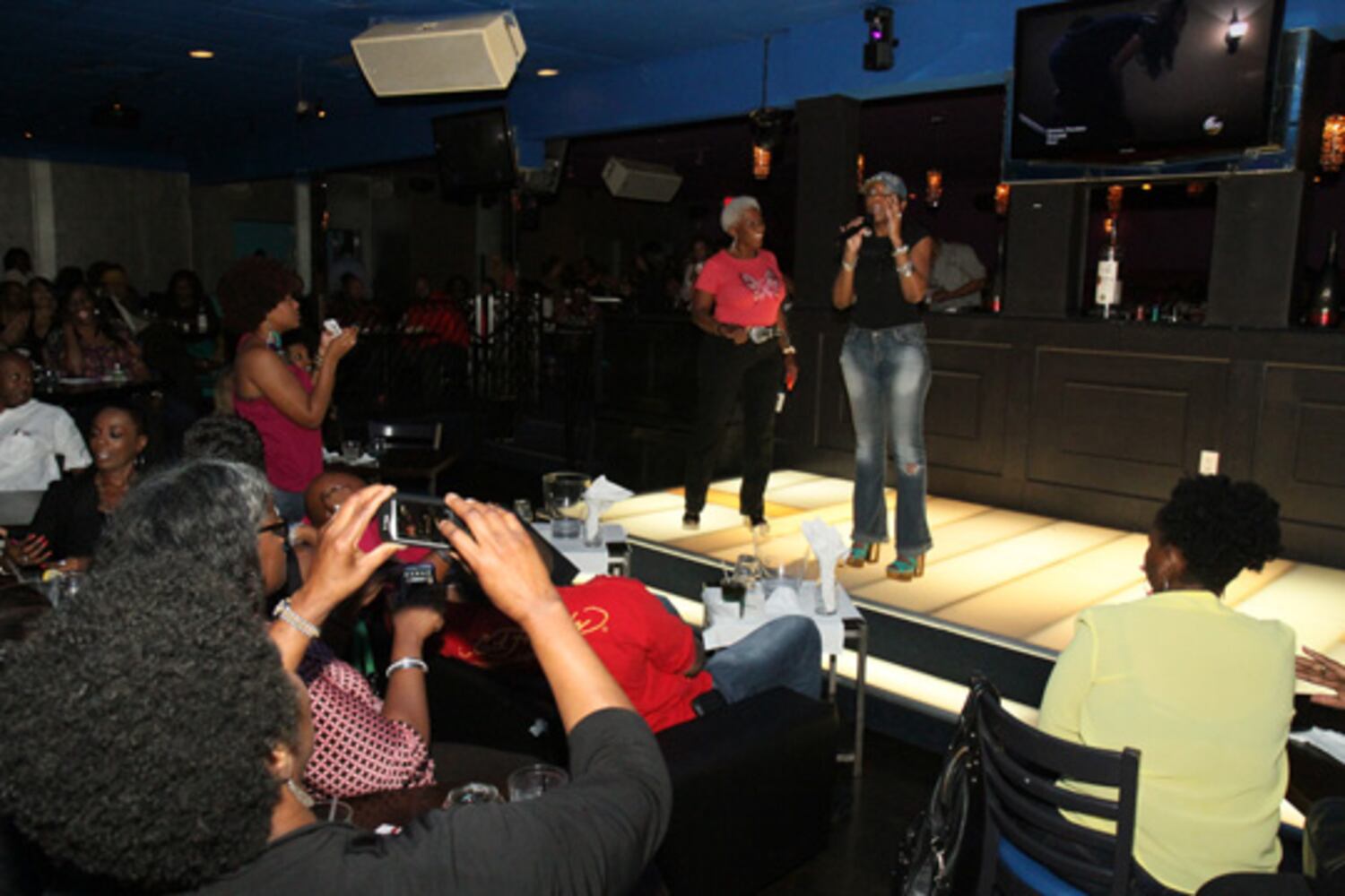 'Scandal' viewing party at Shark Bar