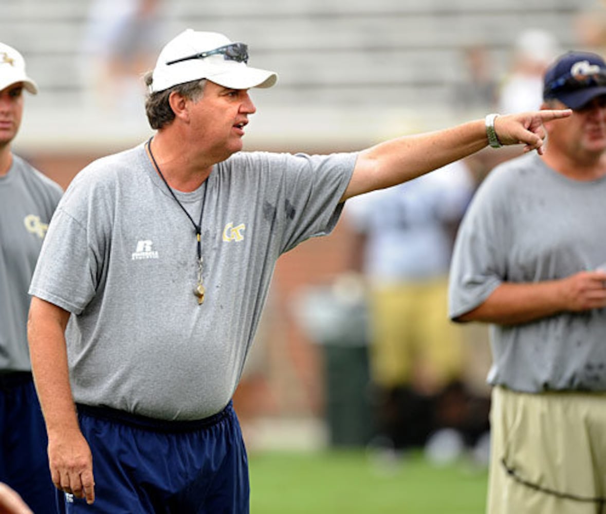 Georgia Tech holds football scrimmage