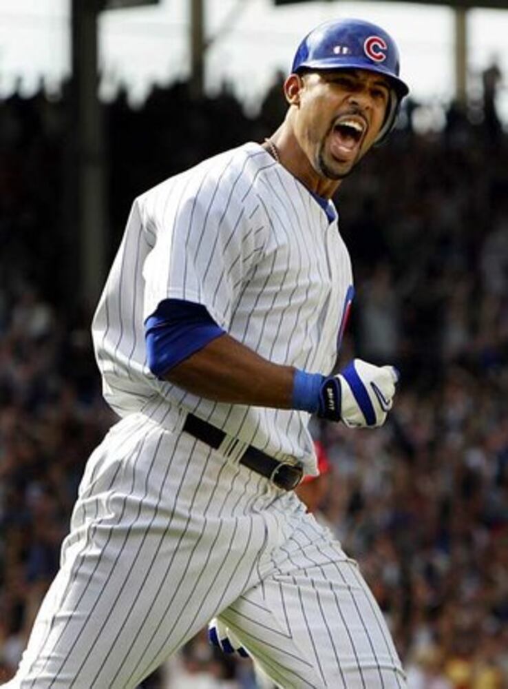 A look at Derrek Lee