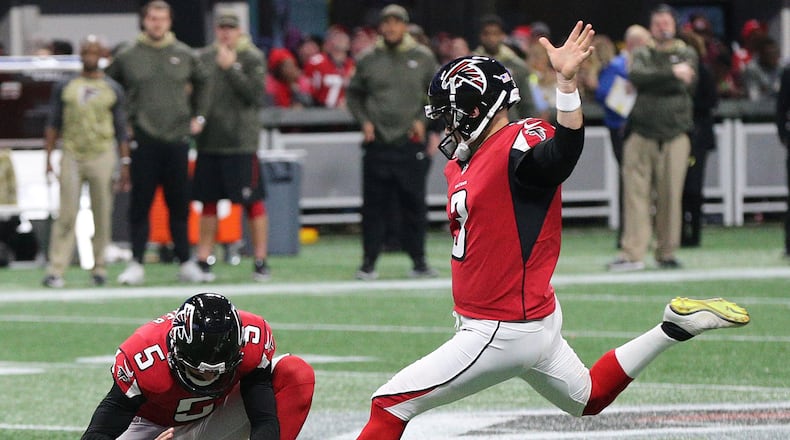 November 12, 2017 Atlanta : Falcons kicker Matt Bryant kicks a field goal to cut the Cowboys lead to 7-3 during the first half in a NFL football game on Sunday, November 12, 2017, in Atlanta. Curtis Compton/ccompton@ajc.com