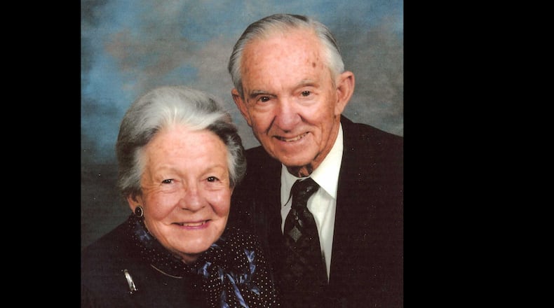 Don Carter, pictured with his wife Carolyn, was a Georgia newspaper man who came home to Saint Simon's Island after a career that took him across the nation.