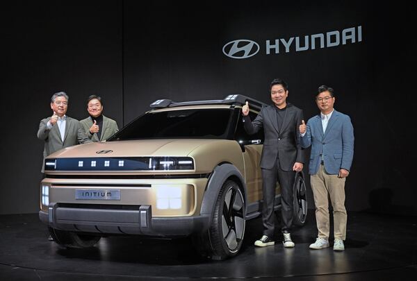 Hyundai in October 2024 unveiled an alternative fuel concept it calls initium, a hydrogen fuel cell electric vehicle. Photo courtesy Hyundai Motor Group