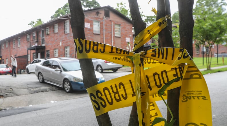 June 18, 2021: Atlanta: Atlanta police have detained a woman after an argument ended in a deadly shooting early Thursday morning, June 24, 2021 in Peoplestown. A man was killed in the shooting at an apartment complex on Vanira Avenue shortly after midnight. The woman, an acquaintance of the victim, was being questioned and has not been charged, police said in a news release. Neither has been identified. Investigators believe the two argued before shots were fired, but it was not immediately clear what caused the argument. (John Spink / John.Spink@ajc.com)
