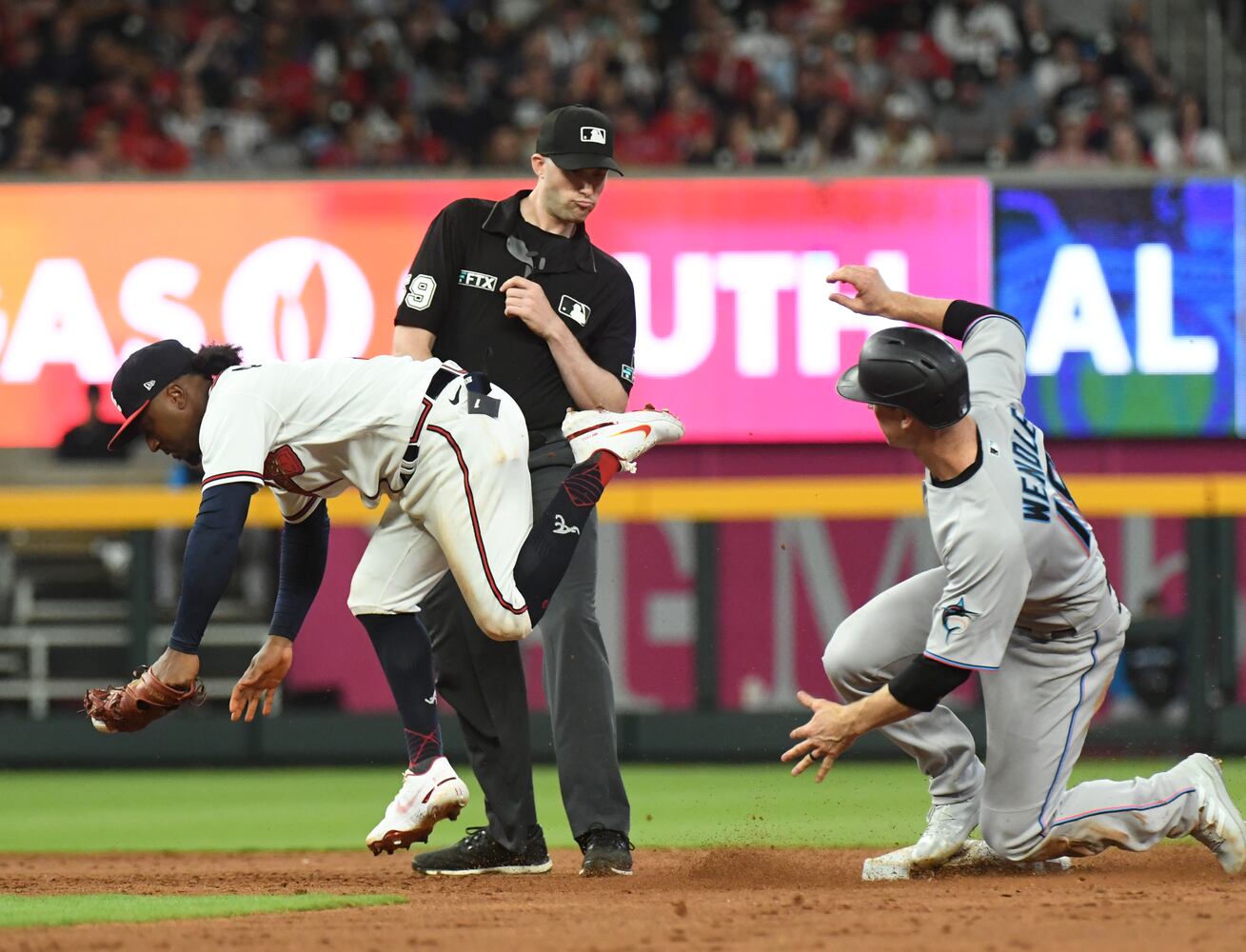 Braves-Marlins photo