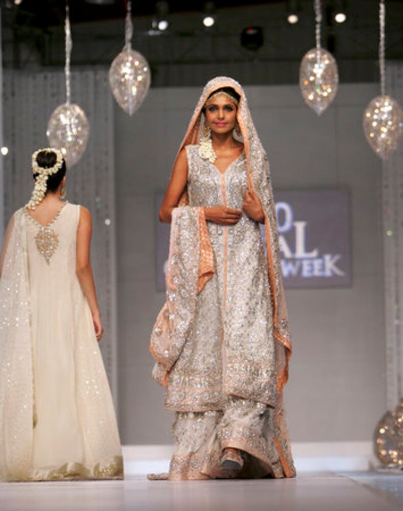 Mona Imran fashion show in Pakistan