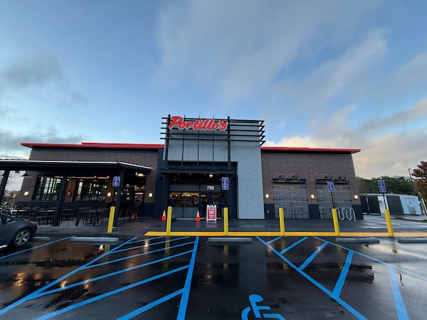 Portillo's held a grand opening ceremony for its Kennesaw location, its first in Georgia, on Nov. 18. (Courtesy of Portillo's)