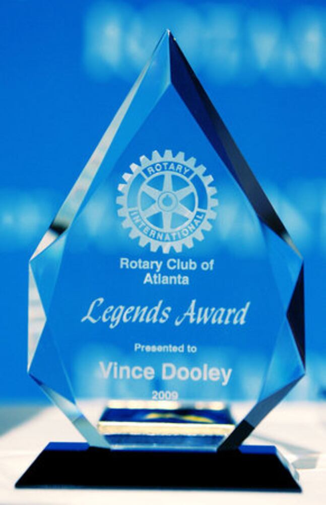 Former UGA coach Vince Dooley honored