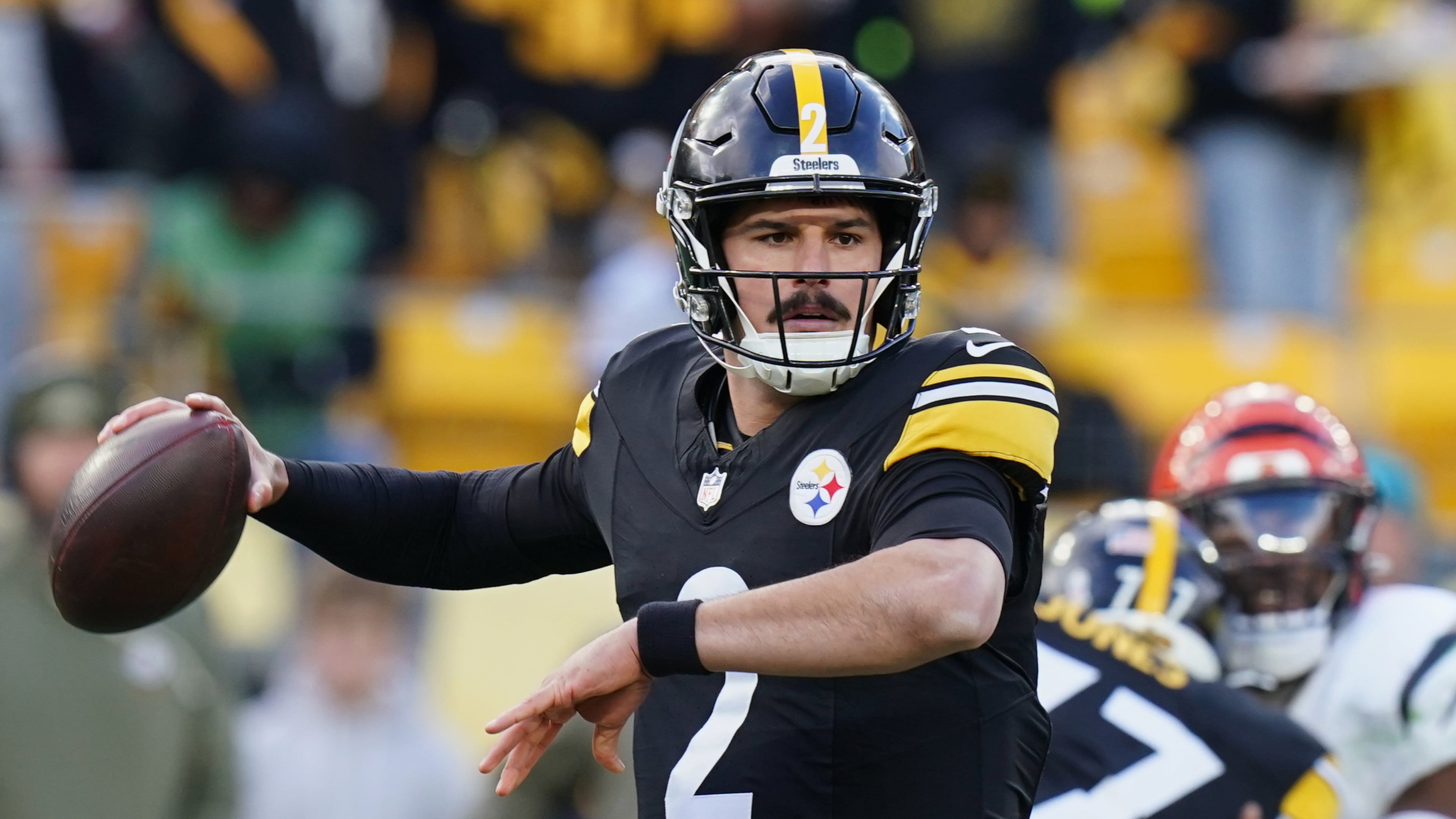Pittsburgh Steelers quarterback Mason Rudolph (2) throws against the Cincinnati Bengals during the second half of an NFL football game Sunday, Nov. 16, 2025, in Pittsburgh. (AP Photo/Matt Freed)