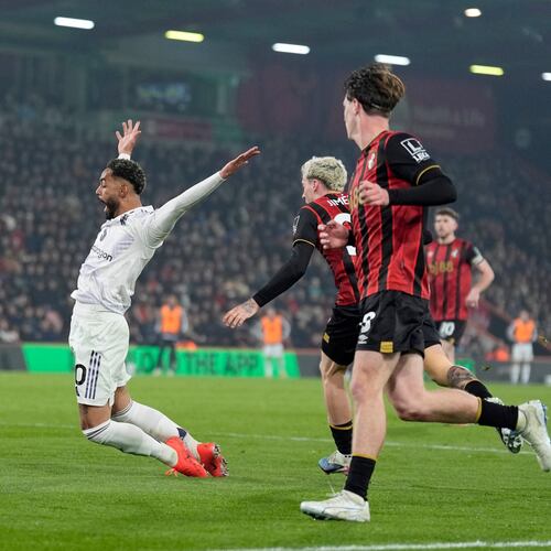 Manchester United's Matheus Cunha is fouled in the box by Bournemouth's Alex Jimenez during an Premier League soccer match against AFC Bournemouth, Friday, March 20, 2026, in Bournemouth, England. (Andrew Matthews/PA via AP)