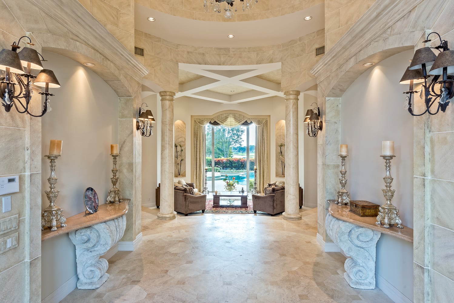 Ben Carson selling Florida home for $1.2 million