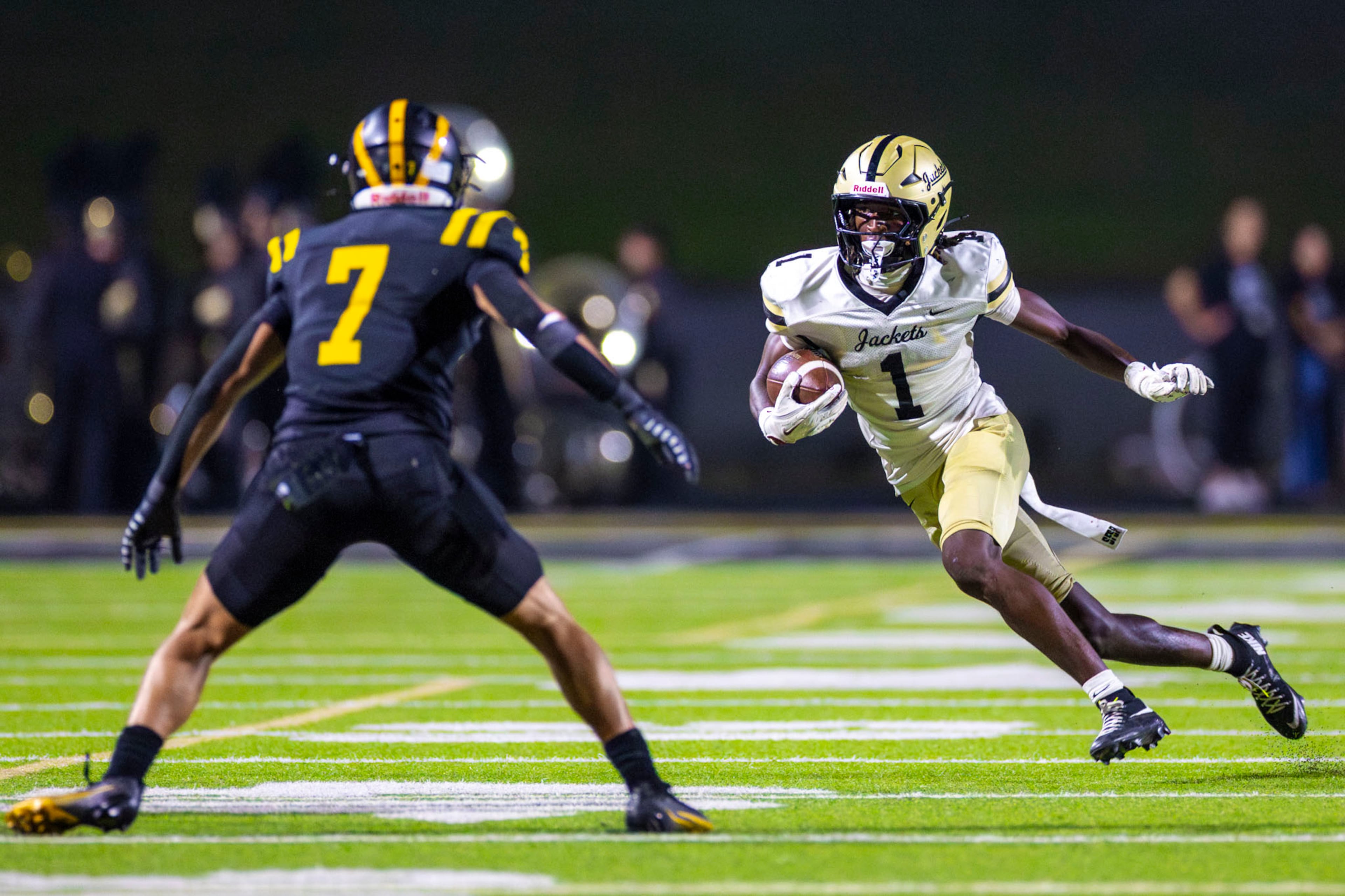 Sprayberry cornerback Jorden Edmonds (#1) runs with the ball during the first half against Sequoyah at Skip Pope Stadium in Canton, GA on Friday, Sept. 12th, 2025. (Oscar Guevara Saenz for the Atlanta Journal Constitution)