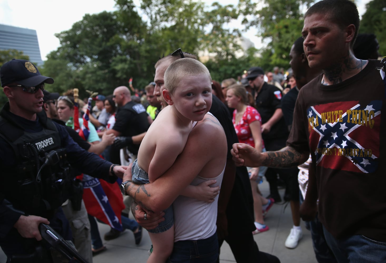 KKK rallies at South Carolina Statehouse