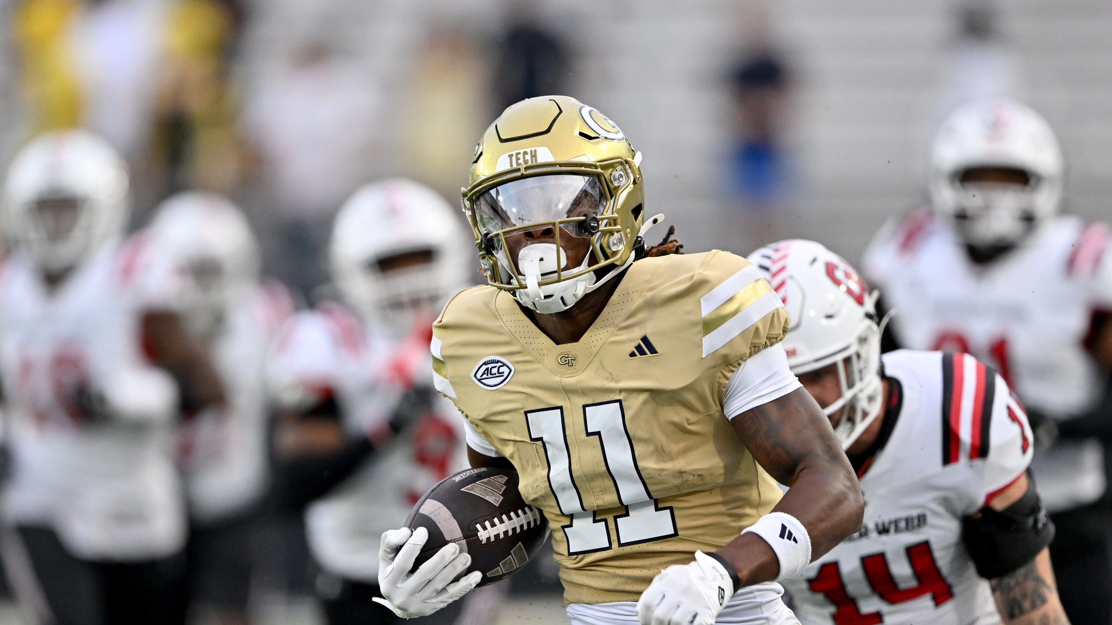 Georgia Tech wide receiver Dean Patterson runs for a touchdown during the second half of an NCAA college football game at Georgia Tech's Bobby Dodd Stadium, Saturday, Nov. 6, 2025, in Atlanta. (Hyosub Shin/AJC)