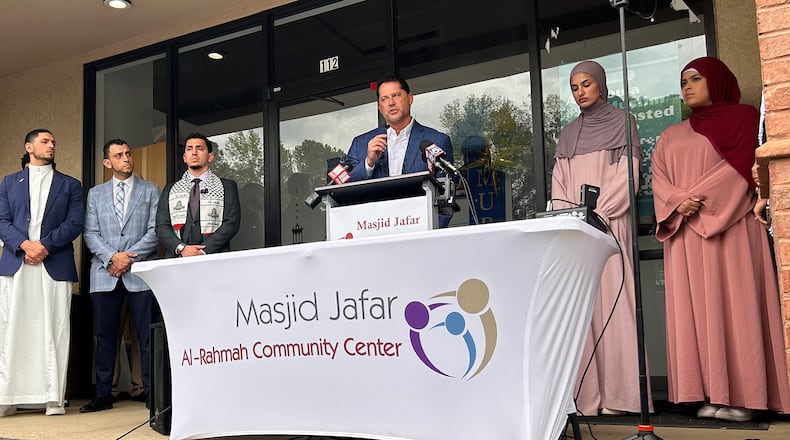 Perry Greene offers a public apology to a group of Muslim women on Friday, April 4, 2025, at Masjid Jafar Aj-Rahmah Community Center in Johns Creek. His apology followed the release of a video of him making anti-Muslim remarks toward the women in a parking lot at the Avalon shopping center in Alpharetta. (Caroline Silva / AJC)