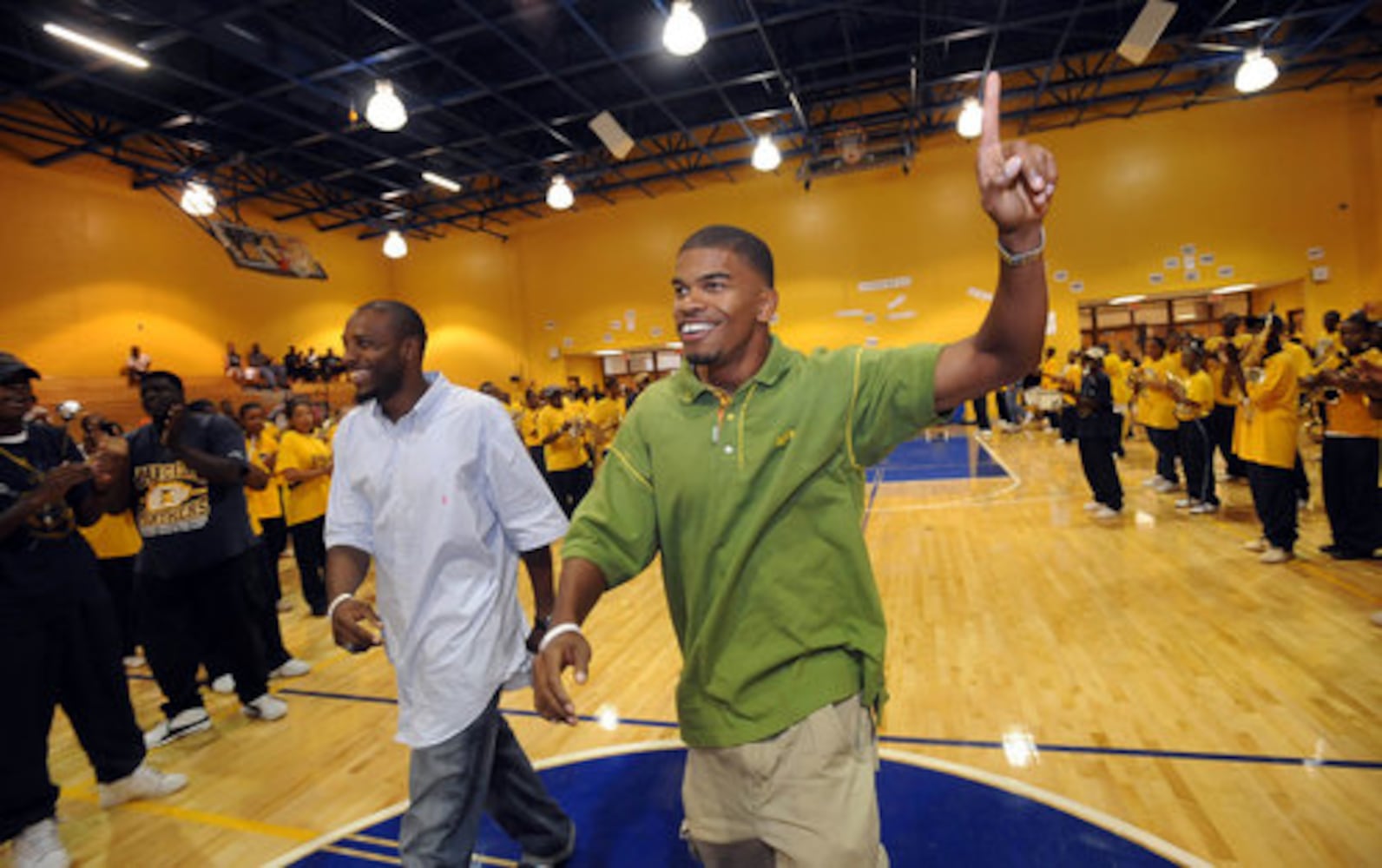 Angelo Taylor makes comeback for gold
