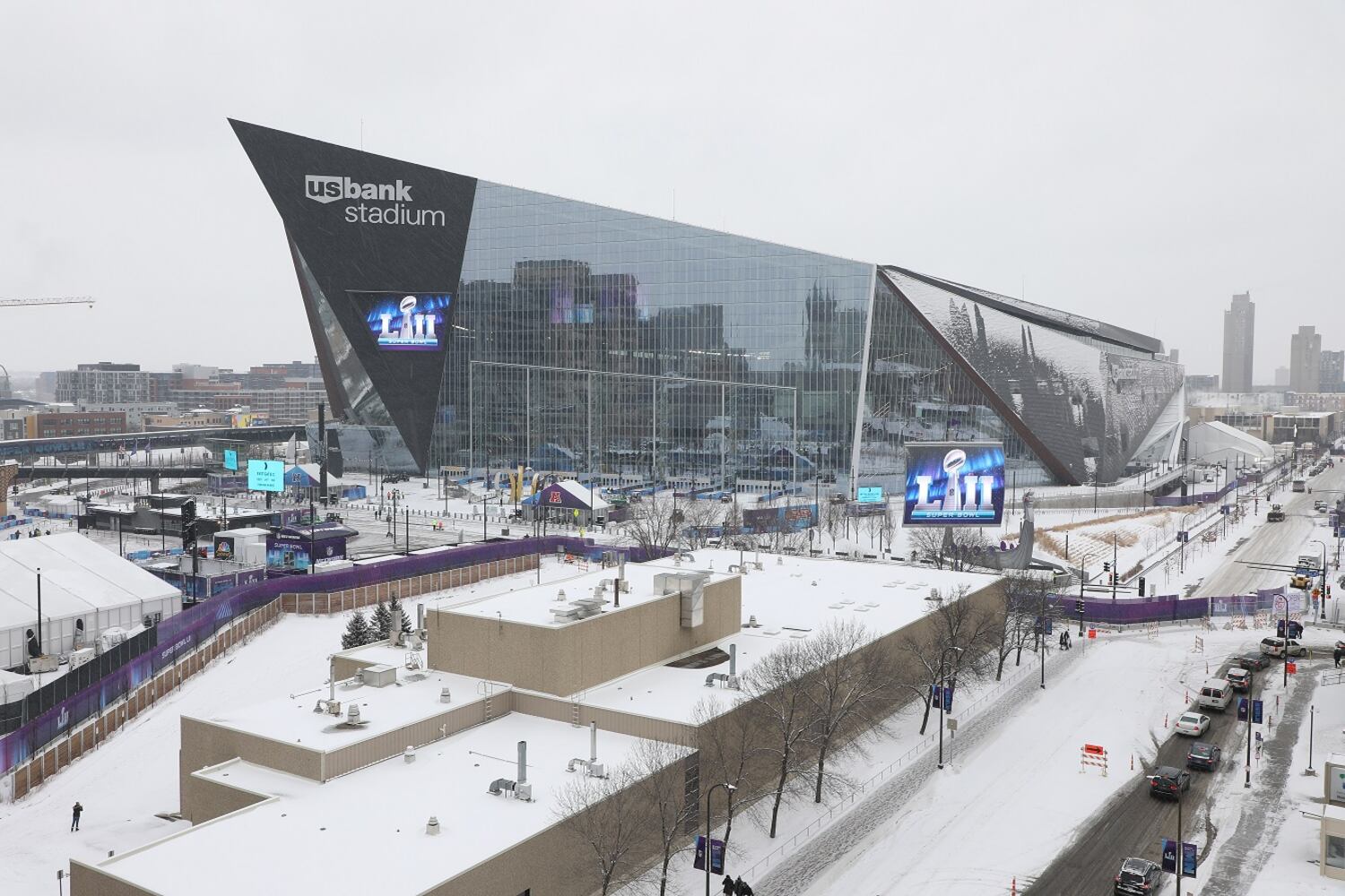 Photos: The scene at the Super Bowl
