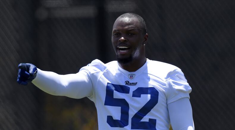 Los Angeles Rams linebacker Alec Ogletree gestures during NFL football practice, Friday, June 3, 2016, in Oxnard, Calif. (AP Photo/Mark J. Terrill)