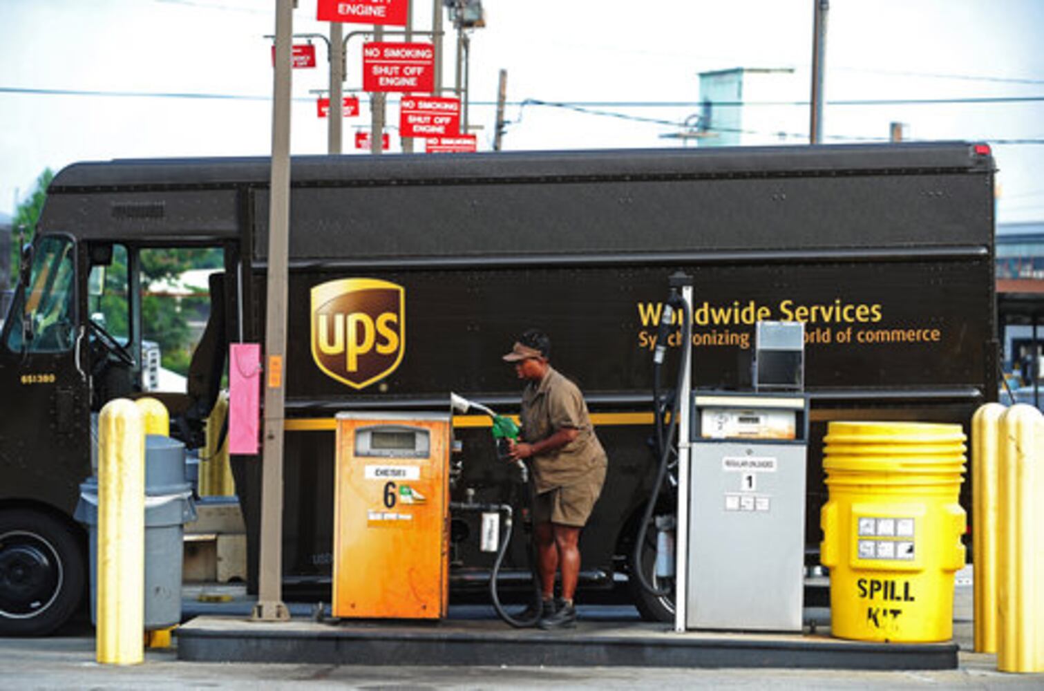 UPS dealing with fuel costs