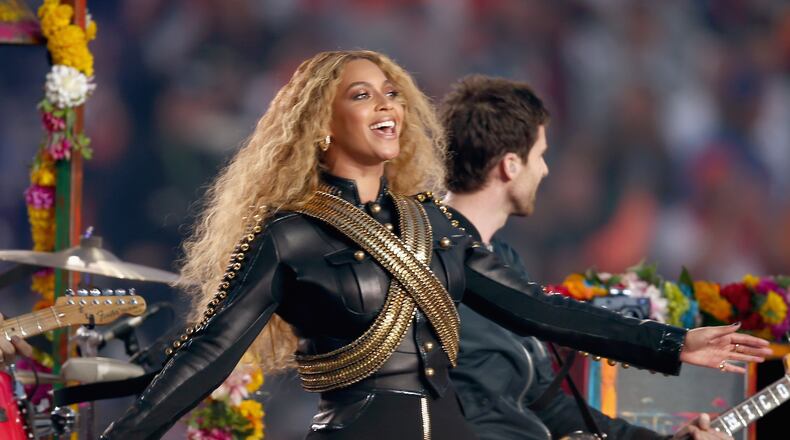 SANTA CLARA, CA - FEBRUARY 07: Beyonce (R) performs onstage during the Pepsi Super Bowl 50 Halftime Show at Levi's Stadium on February 7, 2016 in Santa Clara, California. (Photo by Matt Cowan/Getty Images)
