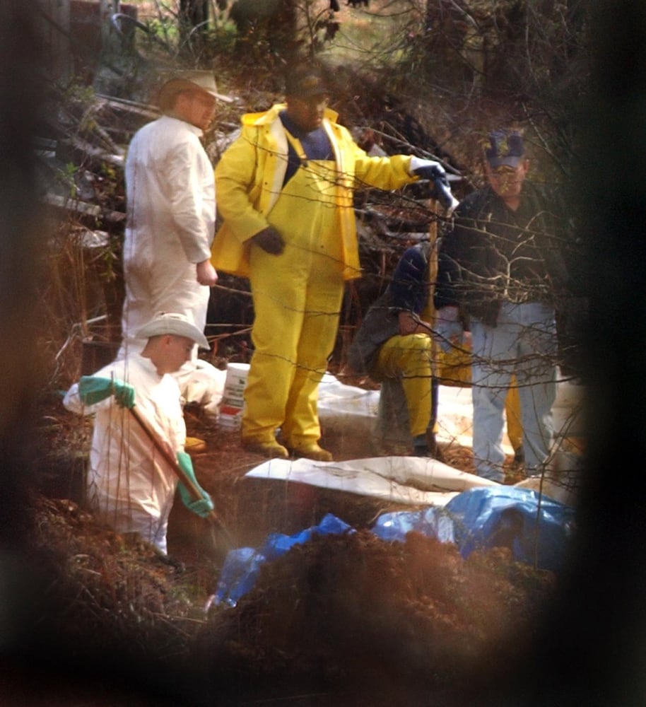 In his memoir, Atlanta native Brent Hendricks makes a pilgrimage to the Tri-State Crematory, where his deceased father was among 339 desecrated bodies discovered there in February 2002.