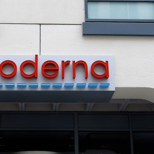 FILE - A sign marks an entrance to a Moderna building in Cambridge, Mass., May 18, 2020. (AP Photo/Bill Sikes, File)prnto