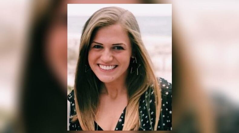 Caroline Smith was attending a fraternity formal.