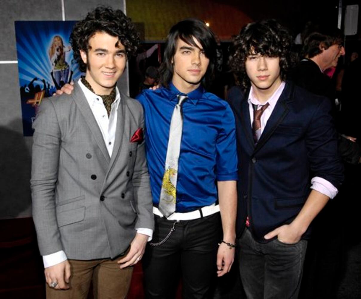 Hannah Montana' concert movie premieres in L.A.