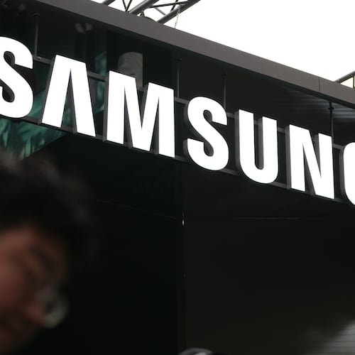A logo of Samsung Electronics is seen at an exhibition hall for the Asia-Pacific Economic Cooperation (APEC) in Gyeongju, South Korea, Thursday, Oct. 30, 2025. (AP Photo/Lee Jin-man)